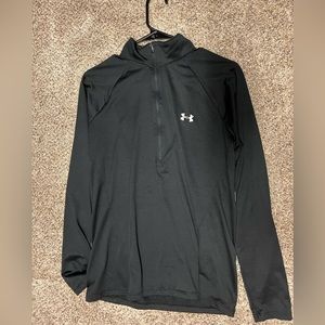 Under Armour - Light Weight Quarter Zip